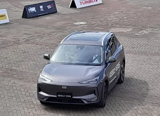 Geely Indonesia Impor 1.800 Mobil di Januari – April 2025, Baru Laku 389 Unit