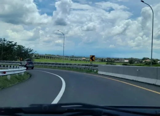 Ini Tiga Ruas Jalan Tol Trans Jawa yang Tarifnya Naik di Awal Tahun 2026