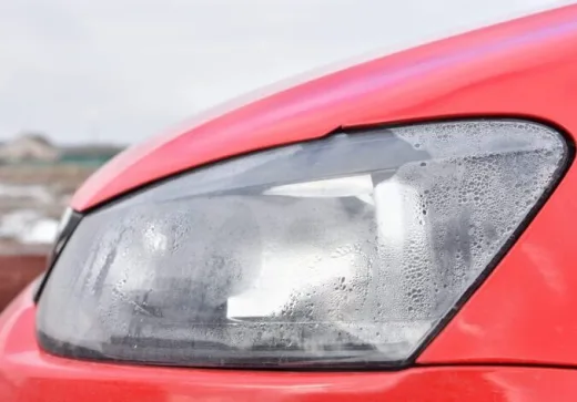 Lampu Mobil Berembun? Ini Cara Mudah Mengatasi dan Mencegahnya