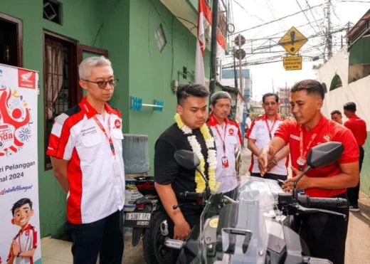 Hari Pelanggan Nasional, Manajemen Astra Honda Antar Motor ke Rumah Konsumen