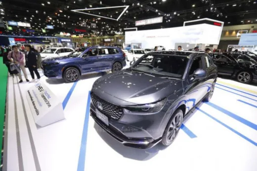 Ekonomi Melemah, Produksi dan Penjualan Mobil di Thailand 2024 Ambles