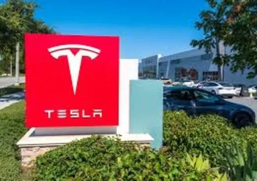 Kuartal I 2025: Tesla Babak Belur, Penjualan dan Laba Bersihnya Ambrol