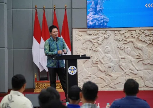 Pacu Produktivitas Armada yang Aman dan Berkelanjutan, Hino Gelar Seminar di Poltrada Bali