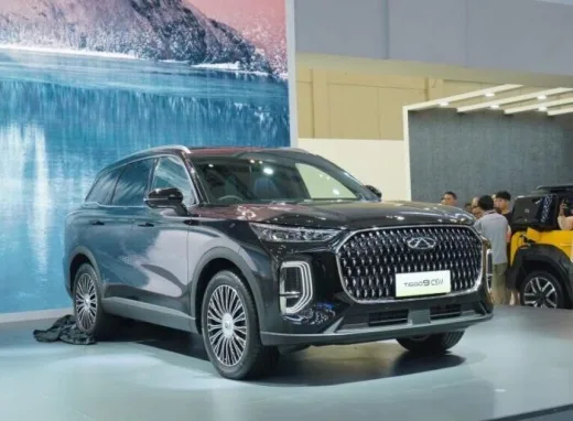 Chery Tiggo 9 CSH Meluncur di GIIAS 2025, Ini Sedret Keunggulannya