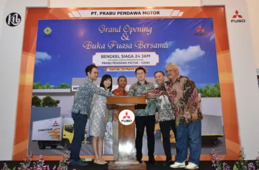 Jadikan Truk Konsumen Selalu Prima, Fuso Buka Bengkel Siaga 24 Jam di Ciawi