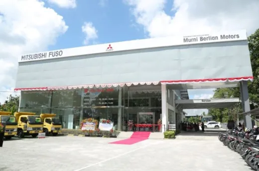 Demi Memudahkan Konsumen, Mitsubishi Fuso Buka Dealer 3S di Pangkalan Bun