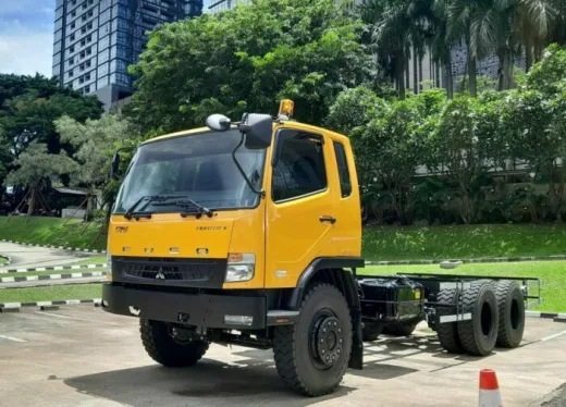 Penjualan Truk dan Bus di Januari - Oktober 2023, Isuzu Bayangi Mitsubishi Fuso