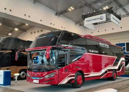 Pecinta Bus Merapat, di GJAW 2025 Juga Mejeng Bus Garapan Adiputro dan Tentrem