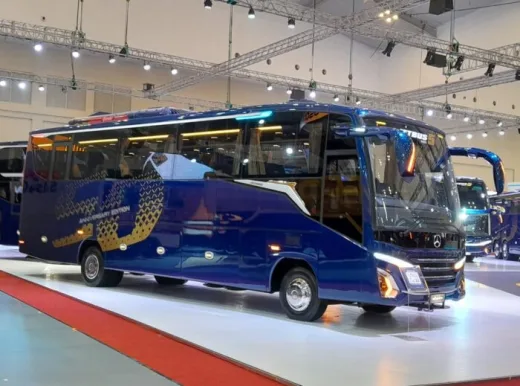 GIIAS 2023: Adiputro Hadirkan Jetbus 5, Gaya Desainnya Menjawab Tren Ini