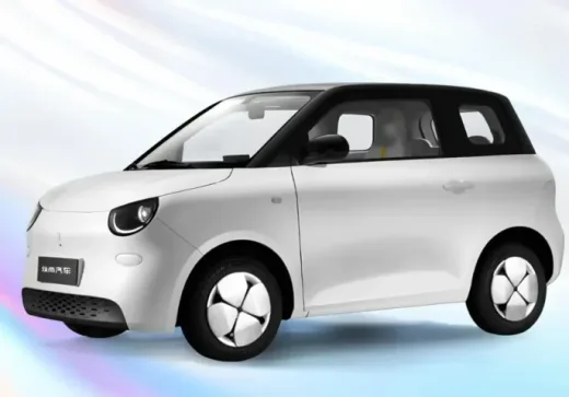 Bidik Konsumen Muda Wuling Sodorkan Aishang A100C