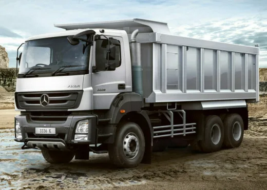 Kuartal I 2024: Penjualan Global Truk Mercedes Ambles, Bus Naik Tipis 1 Persen