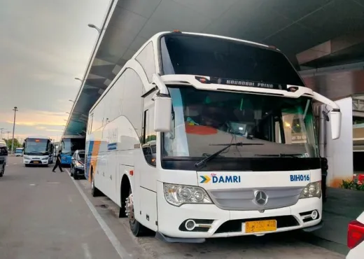 DAMRI Operasikan Bus Tangerang – Ponorogo, Tarif Cuma Rp 240.000
