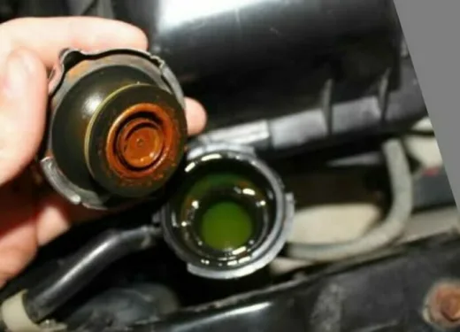 Ini Penyebab dan Tanda Radiator Rusak Pemicu Mesin Mobil Overheat