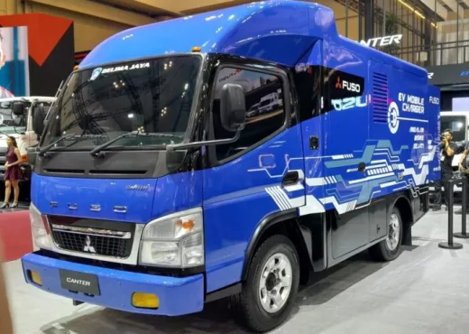Hadir di GIIAS 2025 Fuso Bawa Lima Produk Unggulan, Ada Fuso EV Mobile Charger