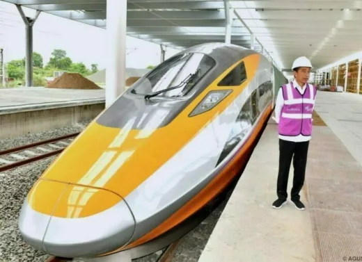 Ini Cara Mudah dan Nyaman Menuju Stasiun Kereta Cepat Jakarta - Bandung