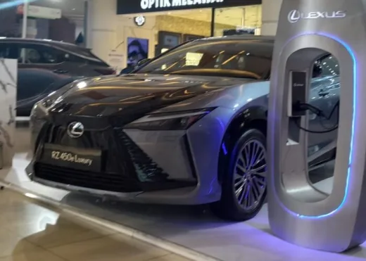 Orang Kaya Pikir-pikir untuk Beli, di Sebelas Bulan Pertama 2025 Penjualan Lexus RI Anjlok Segini