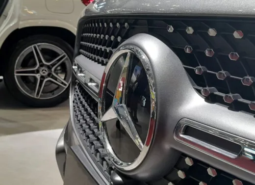 Penjualan Ritel Mercedes, BMW, dan MINI di RI Januari – November 2025 Rontok