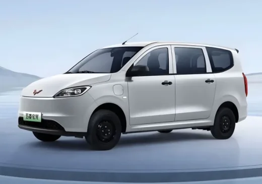 Wuling Segera Luncurkan Hongguang Versi Listrik, Sekali Isi Baterai Tempuh 300 Km