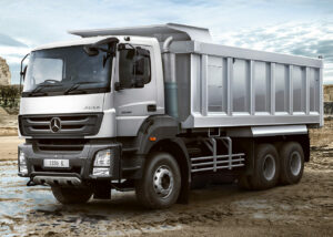 Kuartal I 2024: Penjualan Global Truk Mercedes Ambles, Bus Naik Tipis 1 Persen