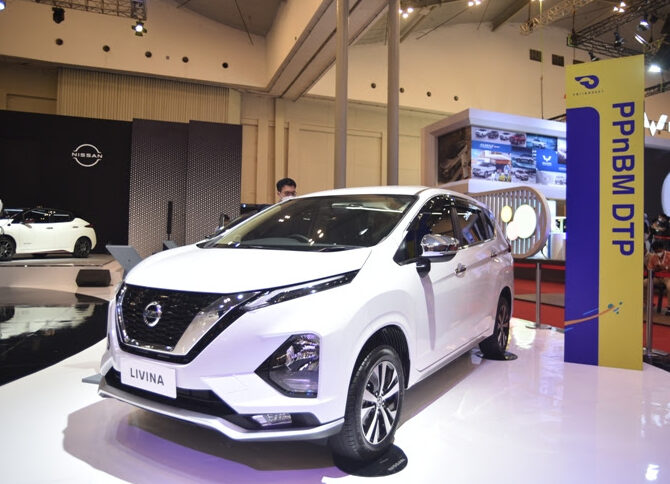 Jualan Low MPV ke Diler hingga Oktober, Mobilio  dan Livina Loyo
