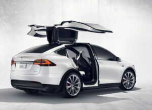 Gegara Dua Sistem Ini Error, Tesla Recall 1,1 Juta Mobil di Cina