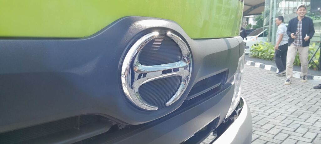 Produksi dan Ekspor Truk Hino Indonesia Menciut di Januari – Juli 2023