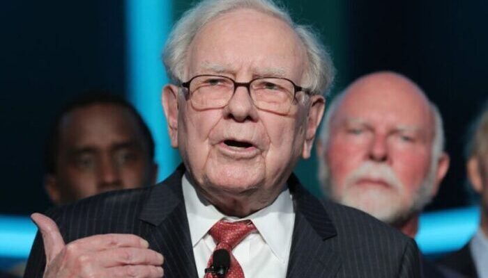 Tak Cuma di BYD, Warren Buffet Juga Jual Sahamnya di General Motors