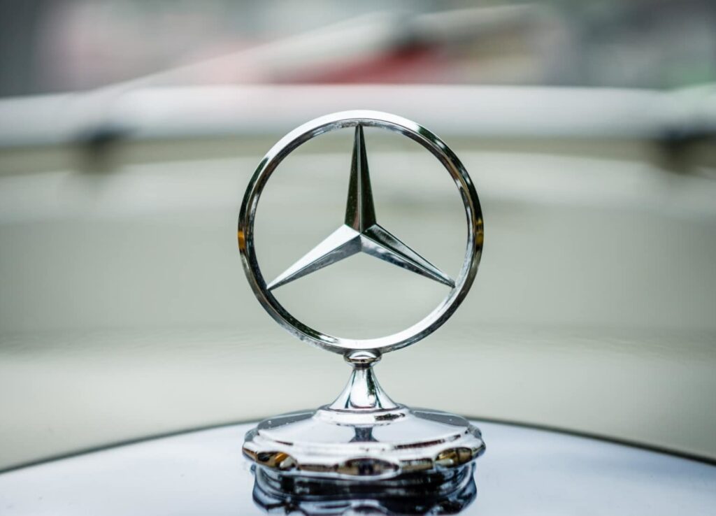 Penjualan Mobil Mewah di RI Kuartal I: BMW Menohok, Lexus dan Mercedes Rontok