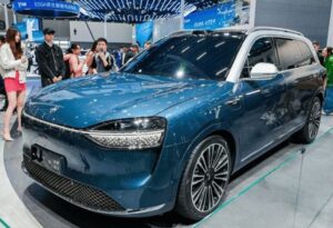 Huawei Luncurkan SUV Anyar Aito M9, Ini Kecanggihannya