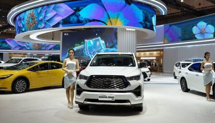 IIMS 2024: Sebanyak 2.540 Mobil Toyota Terpesan, Innova Zenix Hybrid Terlaris