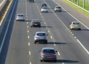 Ingat Lakukan Lane Hogger di Jalan Tol Langgar Aturan, Bisa Dibui Selama Sebulan