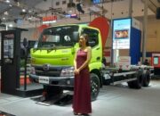 Ini Dia Hino 300 – 136 HDL 6×2: Truk Ringan Anti ODOL Hadir di GIIAS 2024
