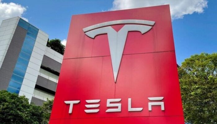 Soal Penjualan Mobil Listrik Baterai di Dunia Tahun 2024, Tesla Masih Ungguli BYD