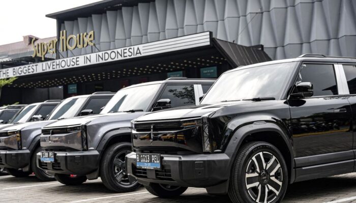 Hingga Maret 2025, Sebanyak 2.000 Chery J6 Telah Diserahkan ke Konsumen Indonesia