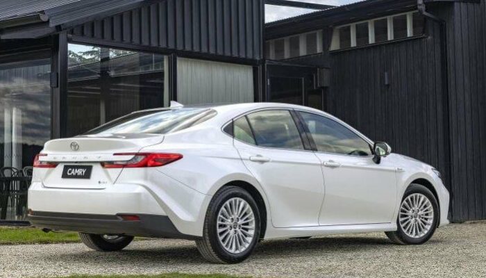 Di Korea pada Semester I 2025, Penjualan Toyota Kalah Telak Dibanding Tesla