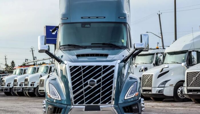 Jadi Korban Kebijakan Donald Trump, Volvo PHK 800 Pekerja di Amerika Serikat