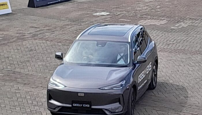 Geely Indonesia Impor 1.800 Mobil di Januari – April 2025, Baru Laku 389 Unit