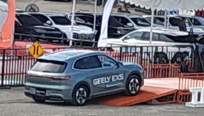 Sediakan Fasilitas Pengecasan EV di Dealer, Geely Indonesia Kolaborasi dengan Voltron