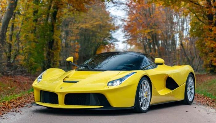Ferrari Bukukan Kenaikan Penjualan di Italia, Meski Pasar Mobil Melorot Segini