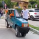 Fiat Panda Ini Jadi Mobil Tersempit di Dunia, Dibuat dari Komponen Rongsok
