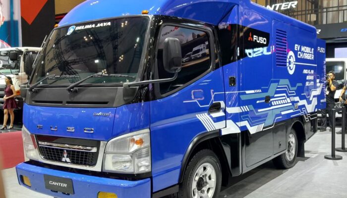 Hadir di GIIAS 2025 Fuso Bawa Lima Produk Unggulan, Ada Fuso EV Mobile Charger