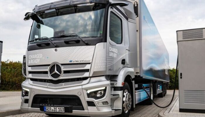 Penjualan Truk Listrik Daimler Group di Kuartal II 2025 Melejit, Jadi Pelipur Lara