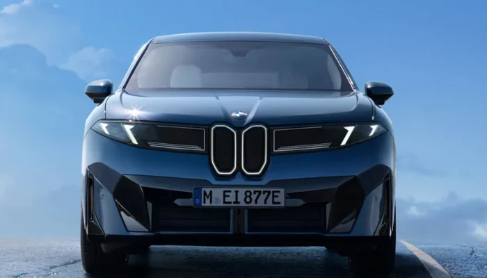 BMW Luncurkan Mobil Listrik BMW iX3 Edisi Spesial di Cina