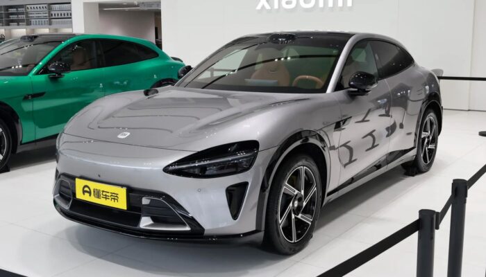 Selama Oktober 2025, di Cina Xiaomi YU7 Lebih Laris Ketimbang Tesla Model Y