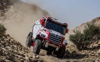 Berpartisipasi di Dakar Rally 2026, Hino Uji Ketangguhan Truk Medium Hino 600 Series