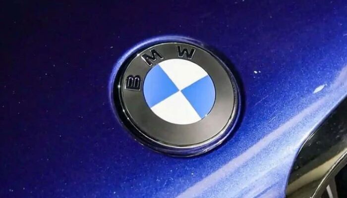 Mulai Februari Tahun Ini BMW Pakai Logo Baru, Ini Ubahannya