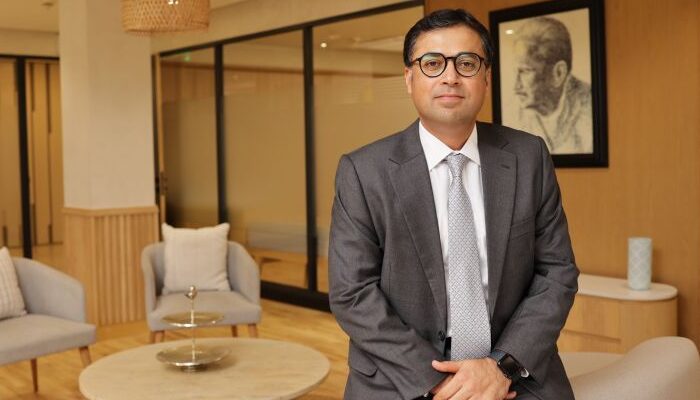 Andri Pratiwa, Bos Baru Shell Indonesia Gantikan Ingrid Siburian