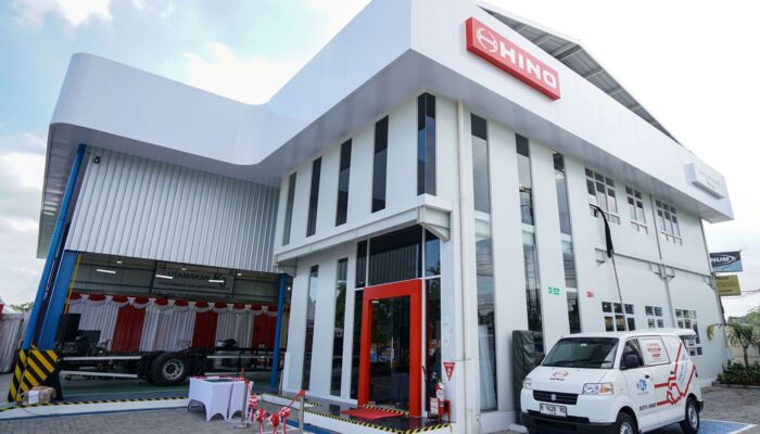 Mudahkan Pelanggan plus Pacu Bisnis di Yogyakarta, Hino Upgrade Layanan Dealer Duta Cemerlang