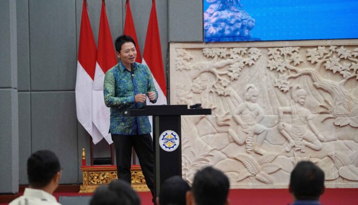 Pacu Produktivitas Armada yang Aman dan Berkelanjutan, Hino Gelar Seminar di Poltrada Bali