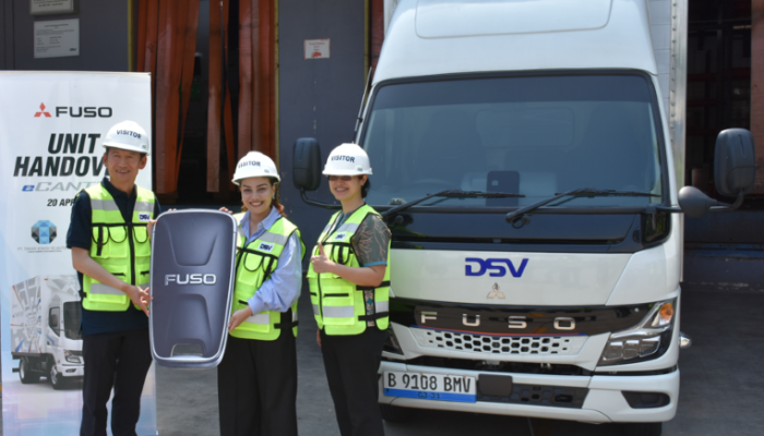 Fuso eCanter Dijadikan Armada PT DSV Contract Logistics Melalui Sewa, Ini Keuntungannya